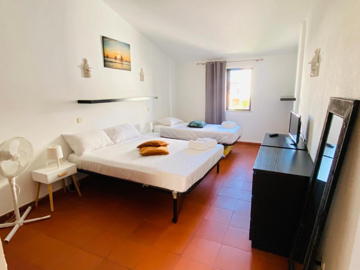 Villa Summer House, Only 2 Minutes To The Beach In Vilamoura! Exterior foto